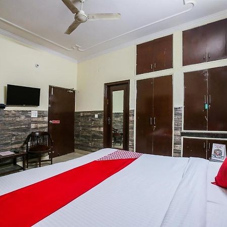 Oyo Downtown Inn Near Leisure Valley Park Gurgaon Exterior foto