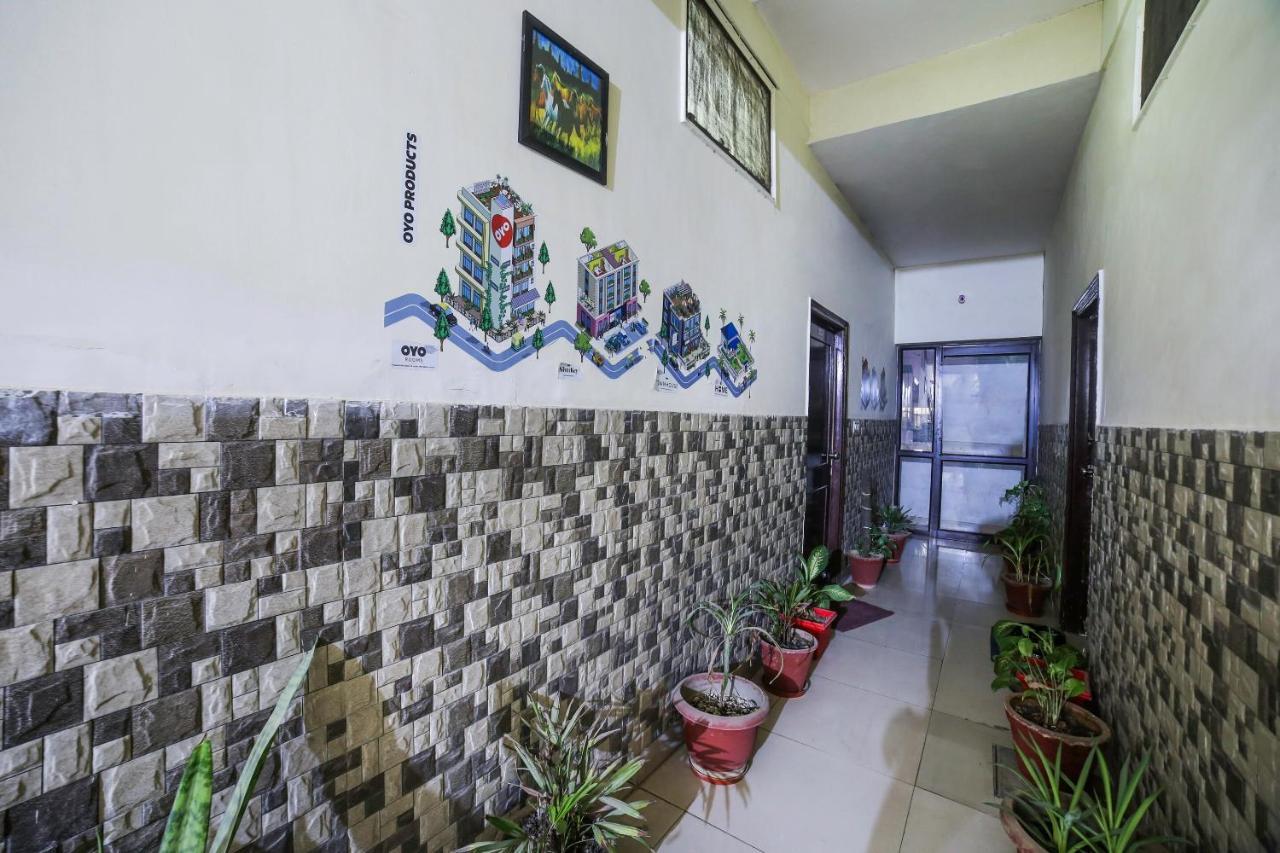 Oyo Downtown Inn Near Leisure Valley Park Gurgaon Exterior foto